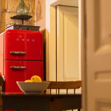 I Leoni Di Rosaroll Bed & Breakfast Naples Exterior photo