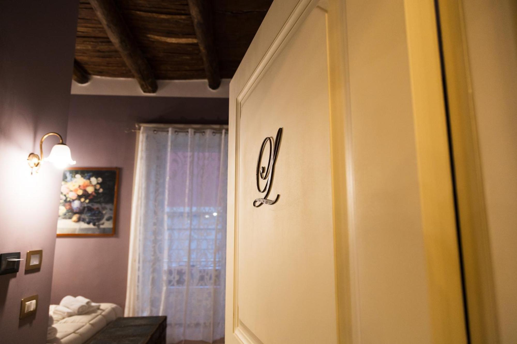 I Leoni Di Rosaroll Bed & Breakfast Naples Exterior photo