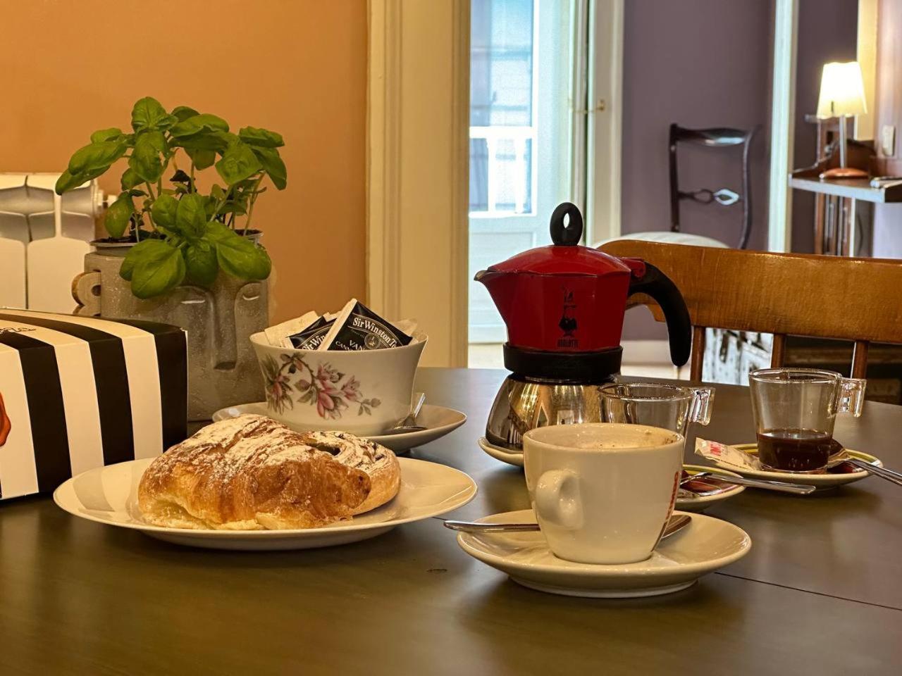 I Leoni Di Rosaroll Bed & Breakfast Naples Exterior photo