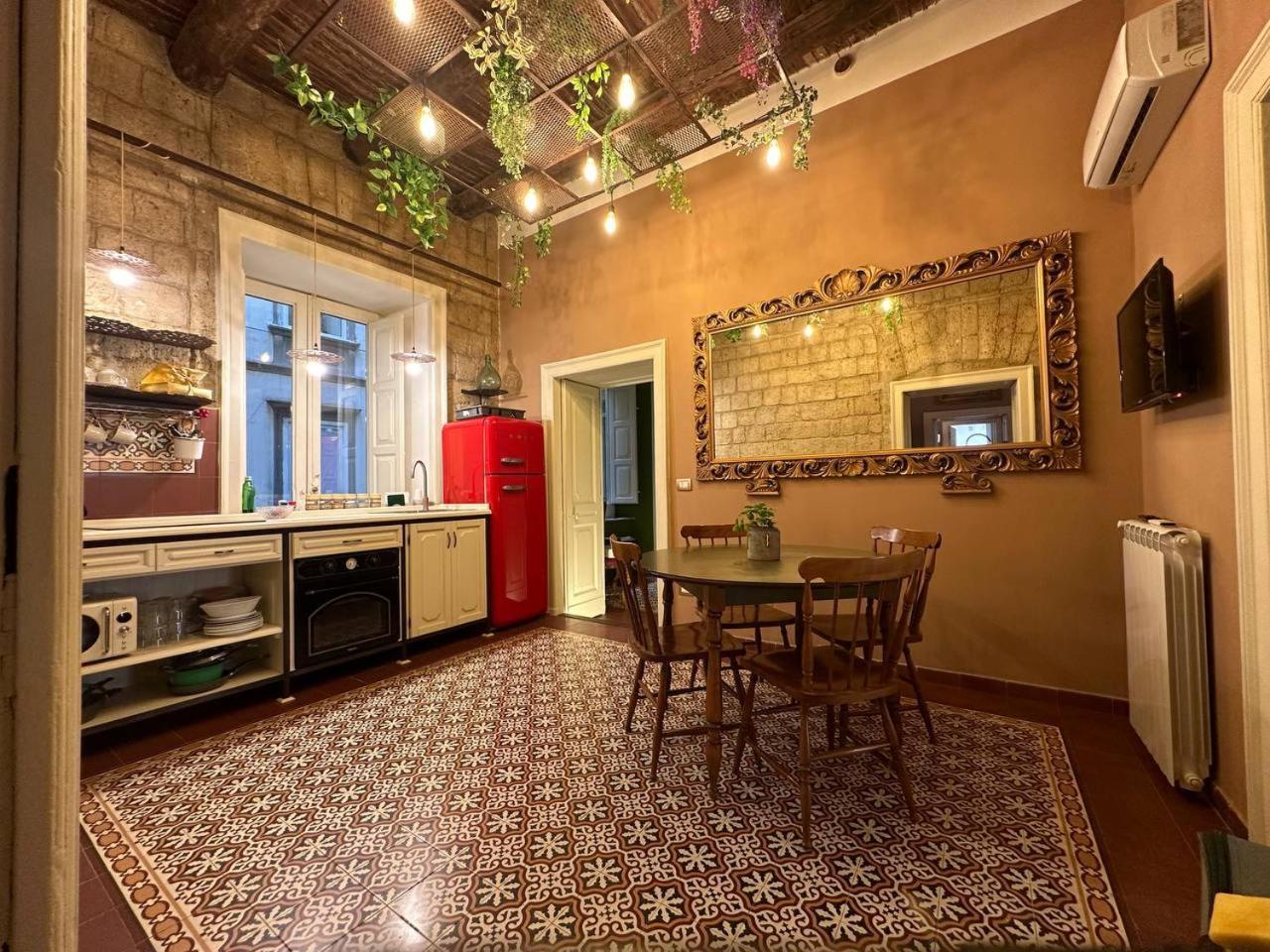 I Leoni Di Rosaroll Bed & Breakfast Naples Exterior photo
